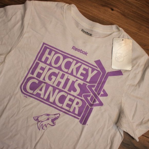 NWT Arizona Coyotes Reebok Hockey Fights Cancer White Tee S - Picture 2 of 5